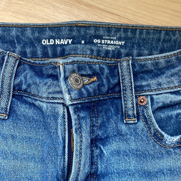 Old Navy High Rise Straight Jeans - Picture 5 of 10